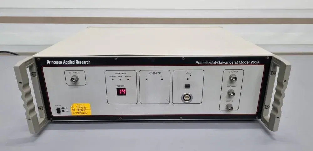 Potentiostat/Galvanostat 263A